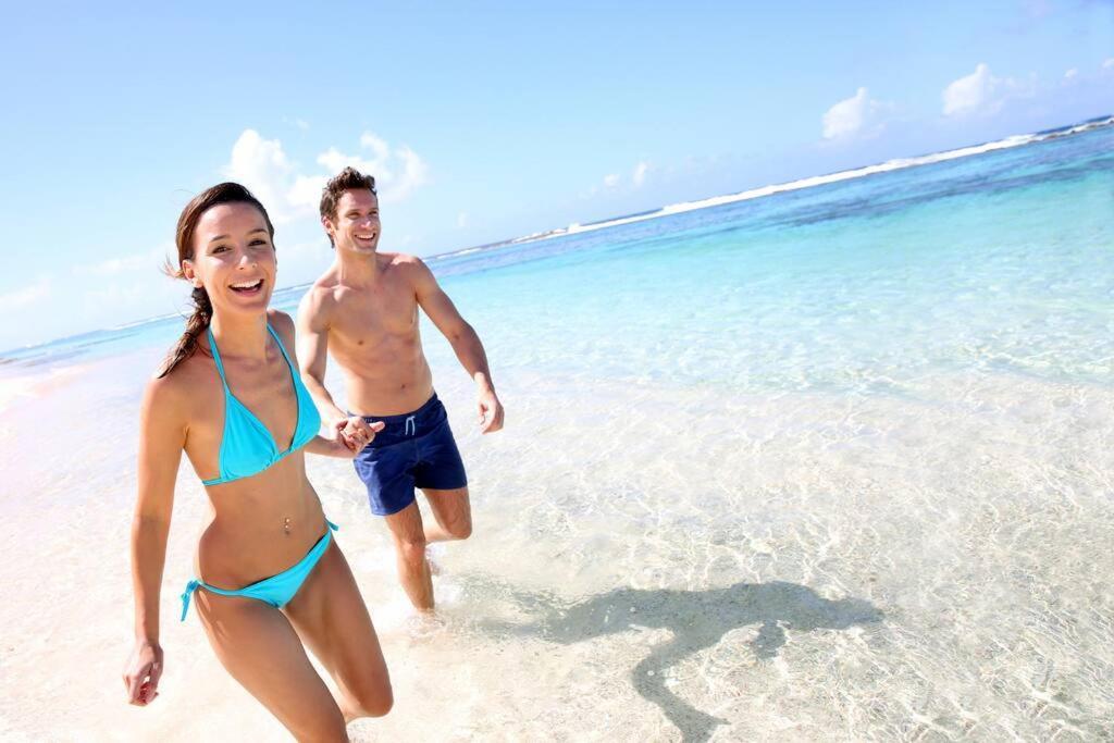 One Bedroom Apt 30 Steps From Prime Beach Generator Parking Included San Juan Esterno foto