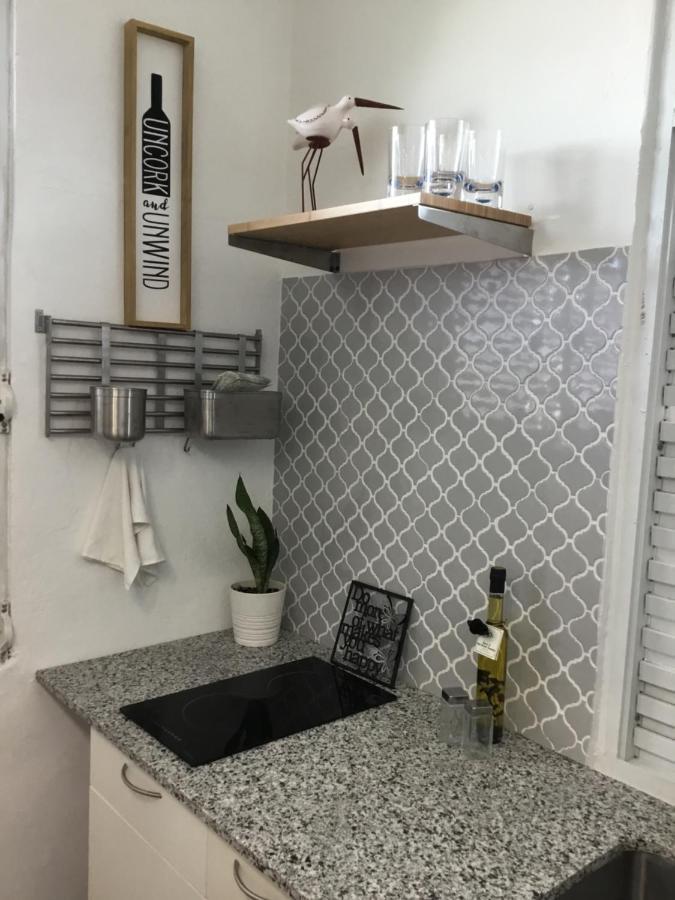 One Bedroom Apt 30 Steps From Prime Beach Generator Parking Included San Juan Esterno foto